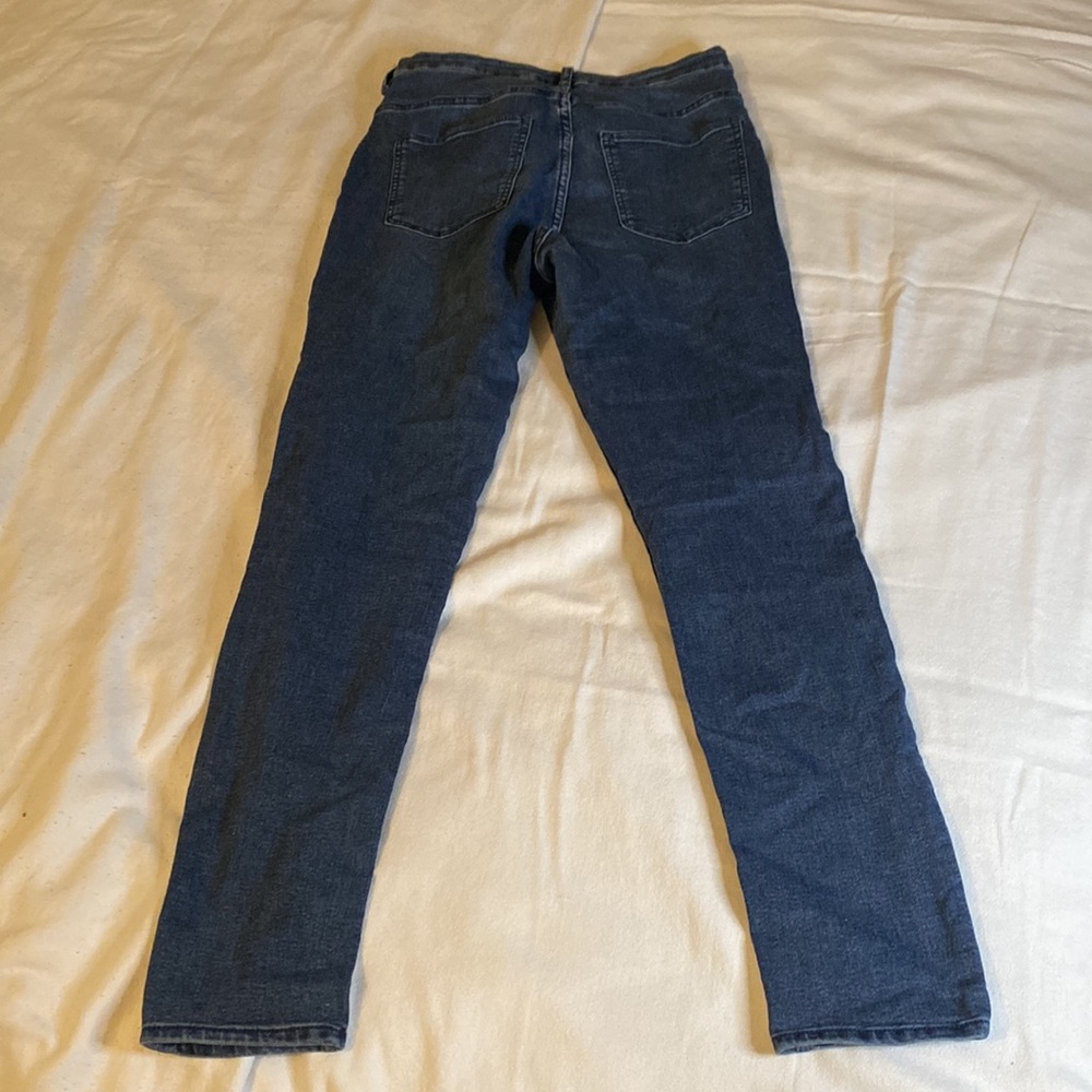 Jeans - Picture 2 of 3